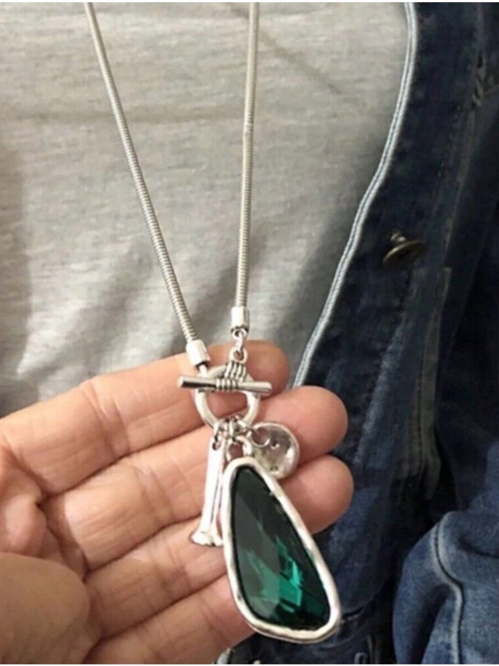 Silver 36" Long Faced Cristal long Sweater Necklace green
Womens Jewelry